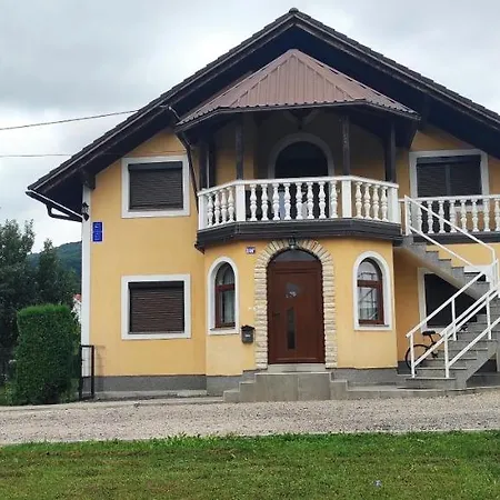 Apartman Majetic Otocac Exterior photo