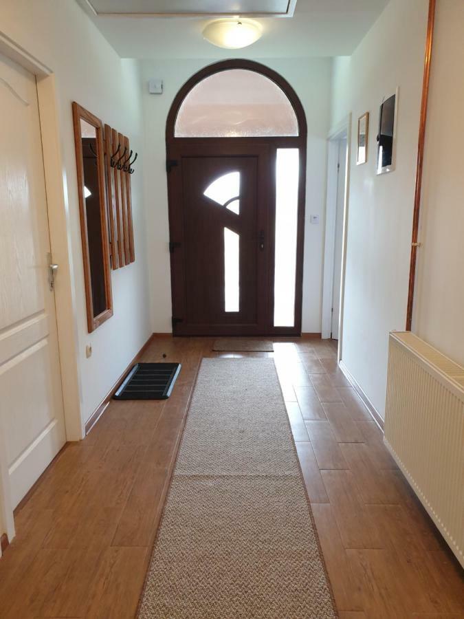 Majetic Apartment *